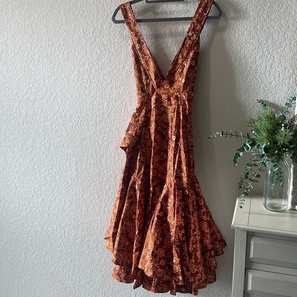 𝅺J.Crew Cross-back Ruffle-Hem Dress - Size 6 - Picture 9 of 14